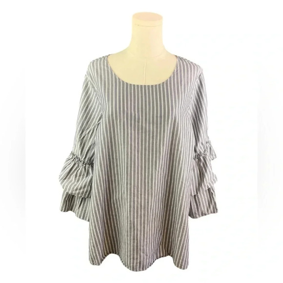 Jane & Delancey Gray‎ & White Striped Blouse with Sleeve Ruffles (Size 1X) - Picture 1 of 2
